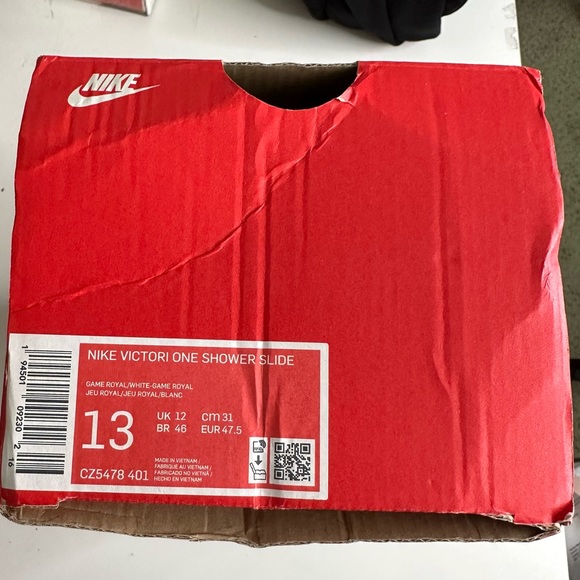 NWT Nike Victori One Shower Slides - blue - Picture 9 of 11